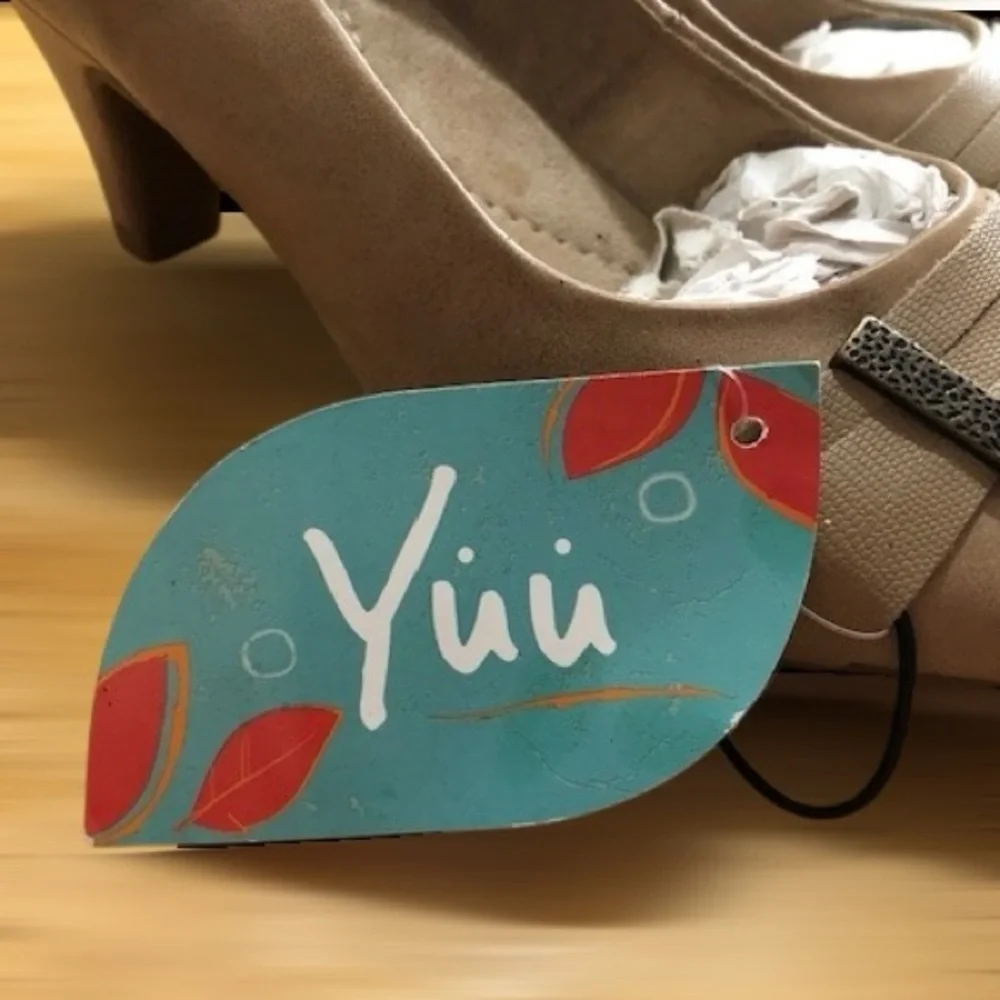 Yuu Tan Heels with Suede Finish and Classic Tapered Heel - Picture 3 of 7